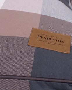 Pendleton BLOCK PLAID PET BED - NAPPER TAN/BLACK Clearance