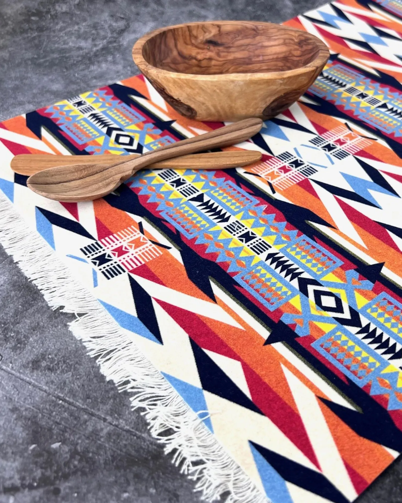 Pendleton FIRE LEGEND PLACE RUG ONE SIZE Clearance
