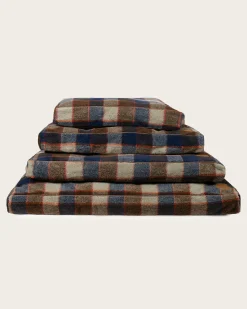Pendleton MOUNTAIN PLAID PET BED - NAPPER BLUE/TAN Online