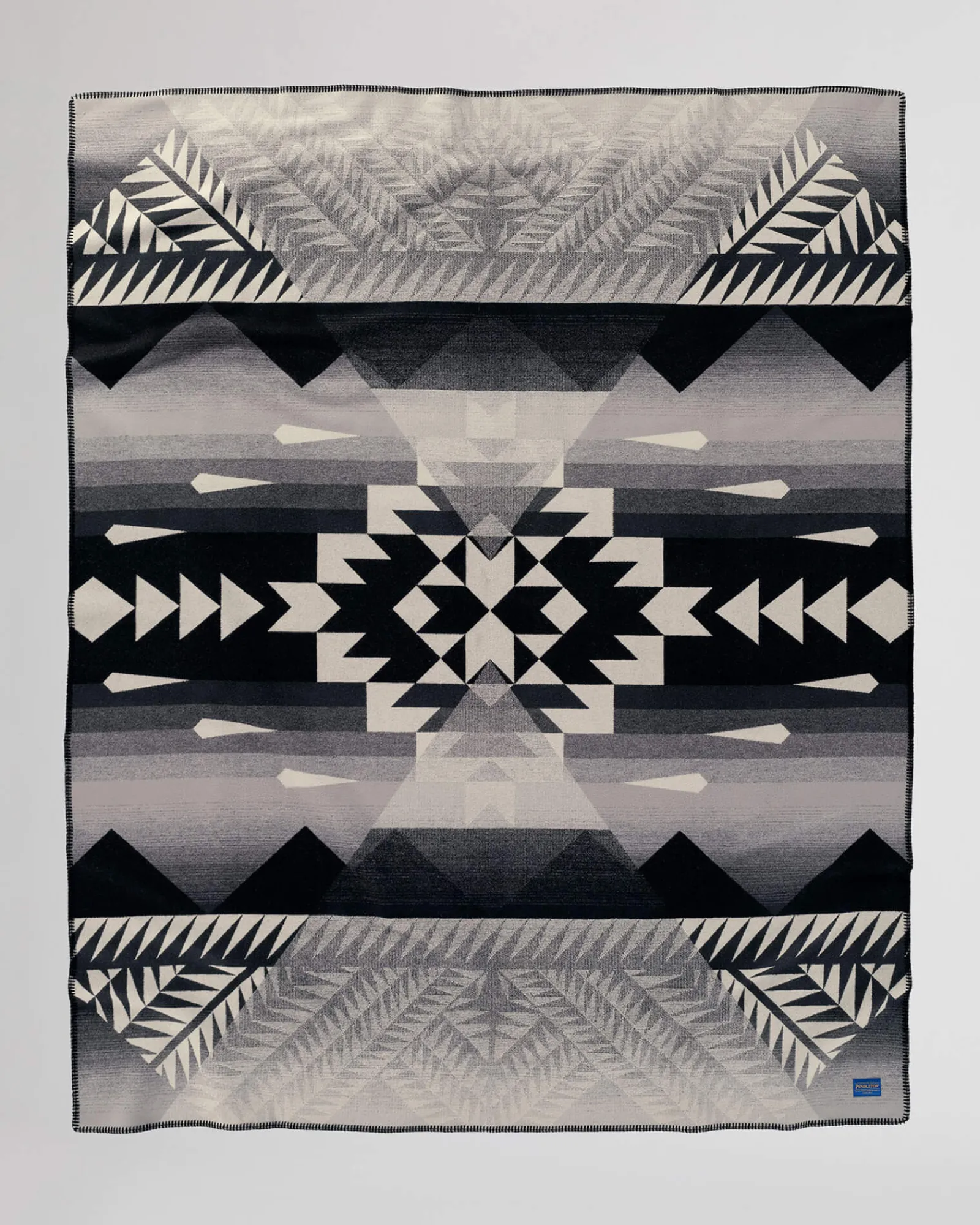 Pendleton NIKE N7 SEVEN PEAKS BLANKET TWIN Hot