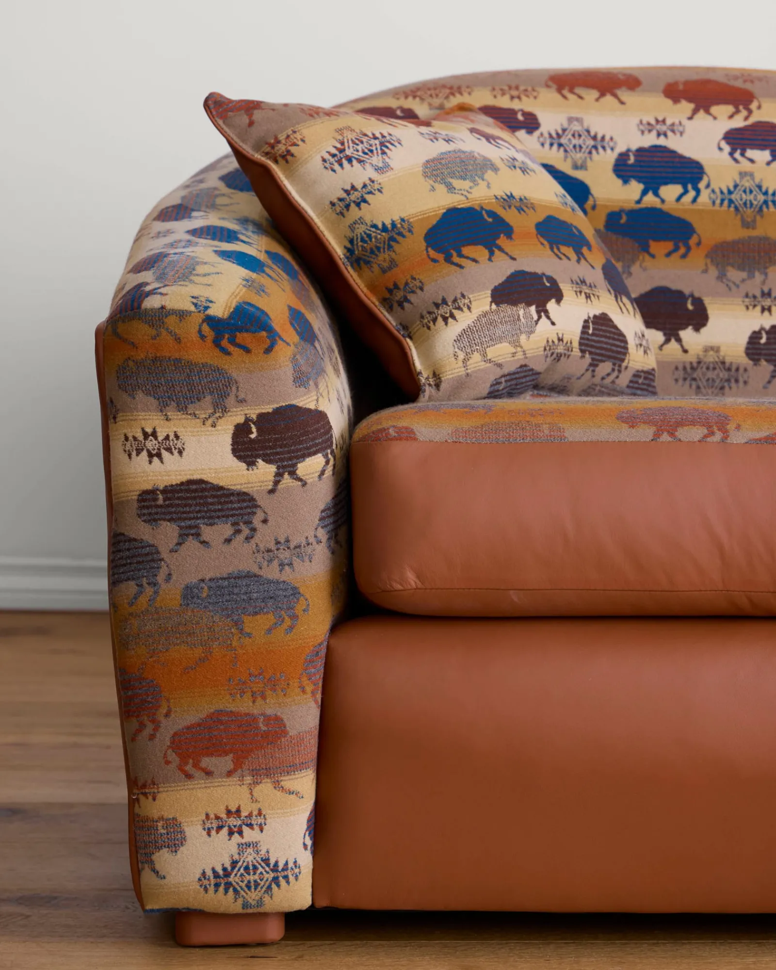 Pendleton PRAIRIE RUSH HOUR BARREL SOFA ONE SIZE Outlet