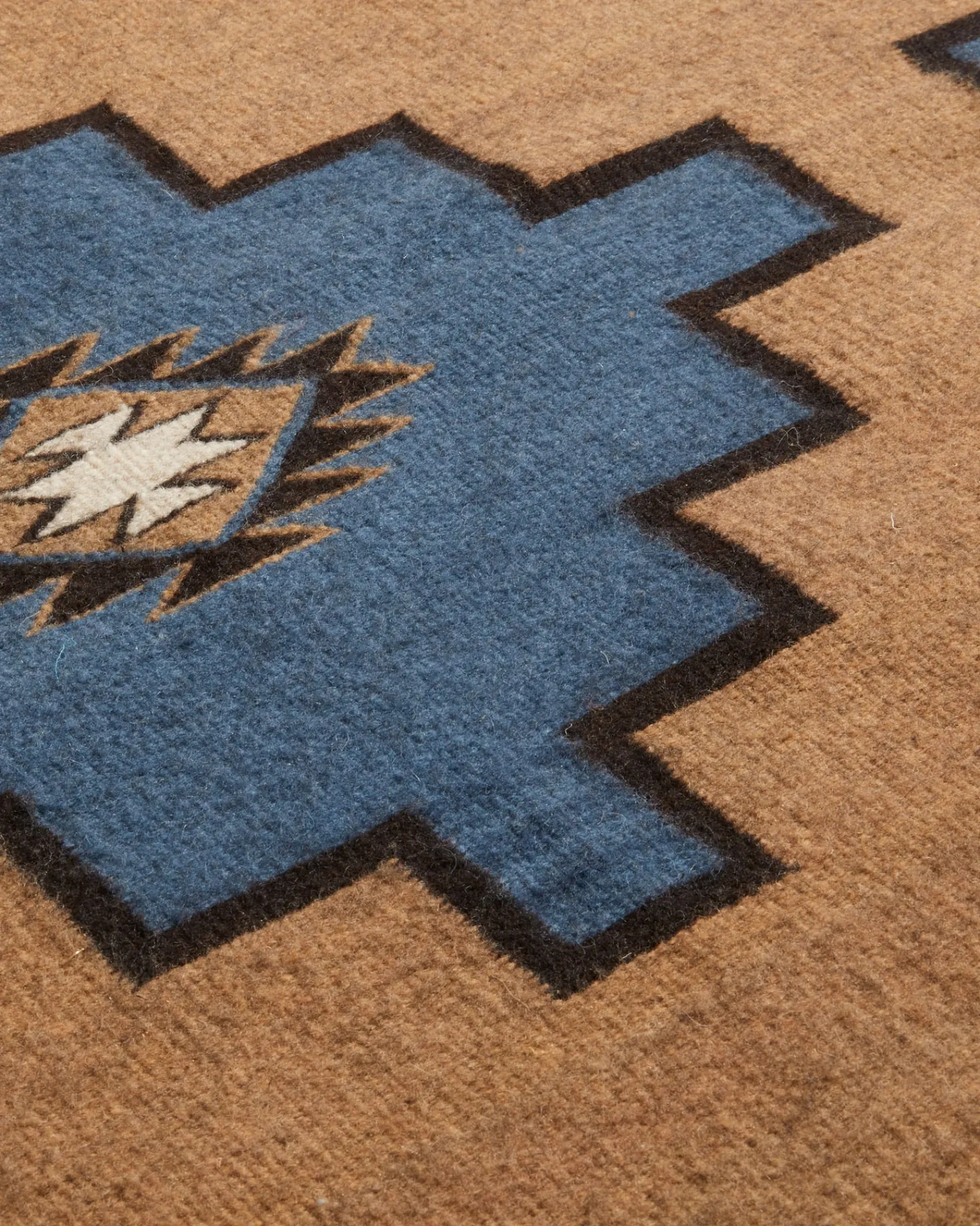 Pendleton STEPS TO THE SKY TIERRA RUG TAN/BLUE Clearance