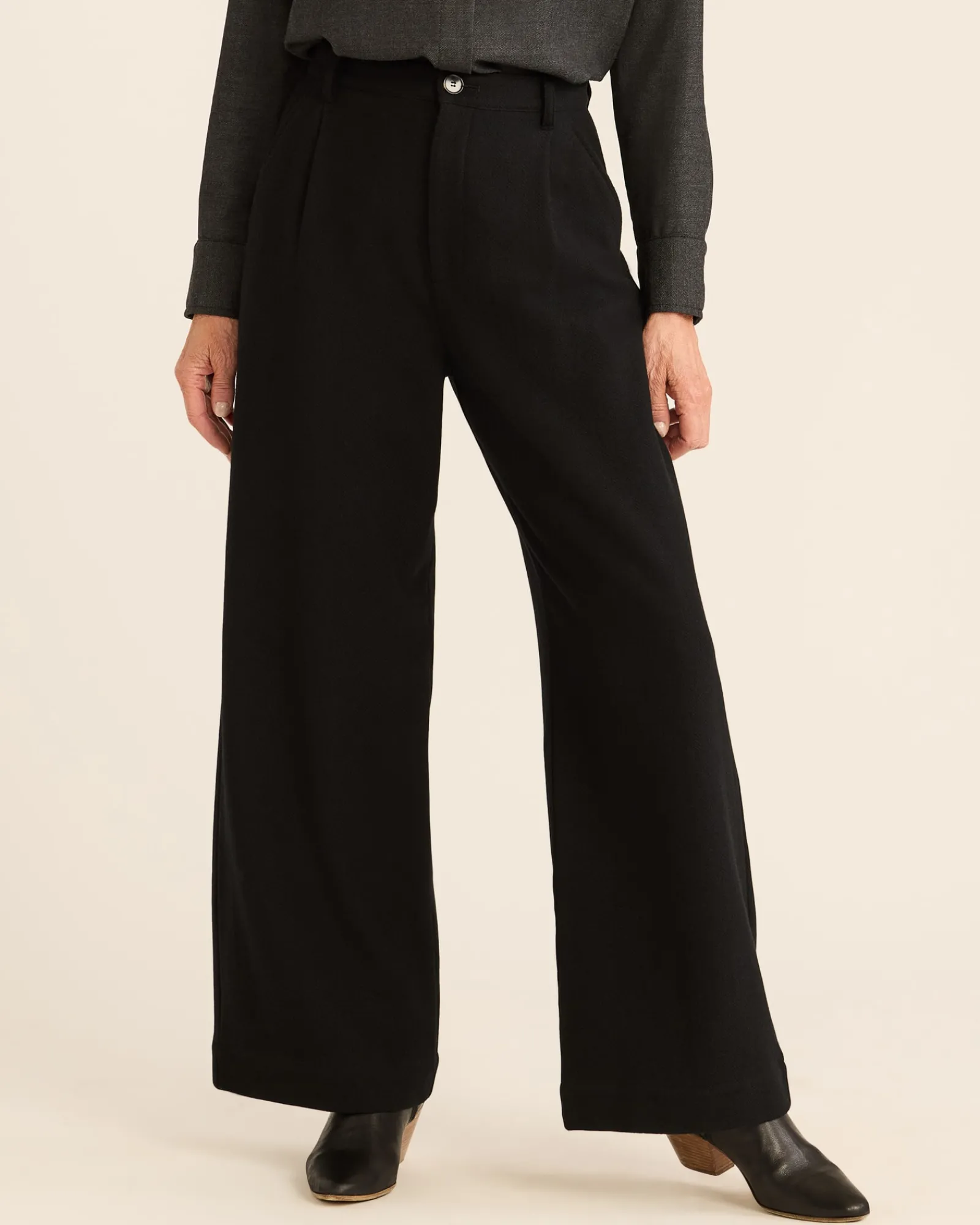 Pendleton WOMEN'S HERRINGBONE WOOL TROUSERS BLACK Best