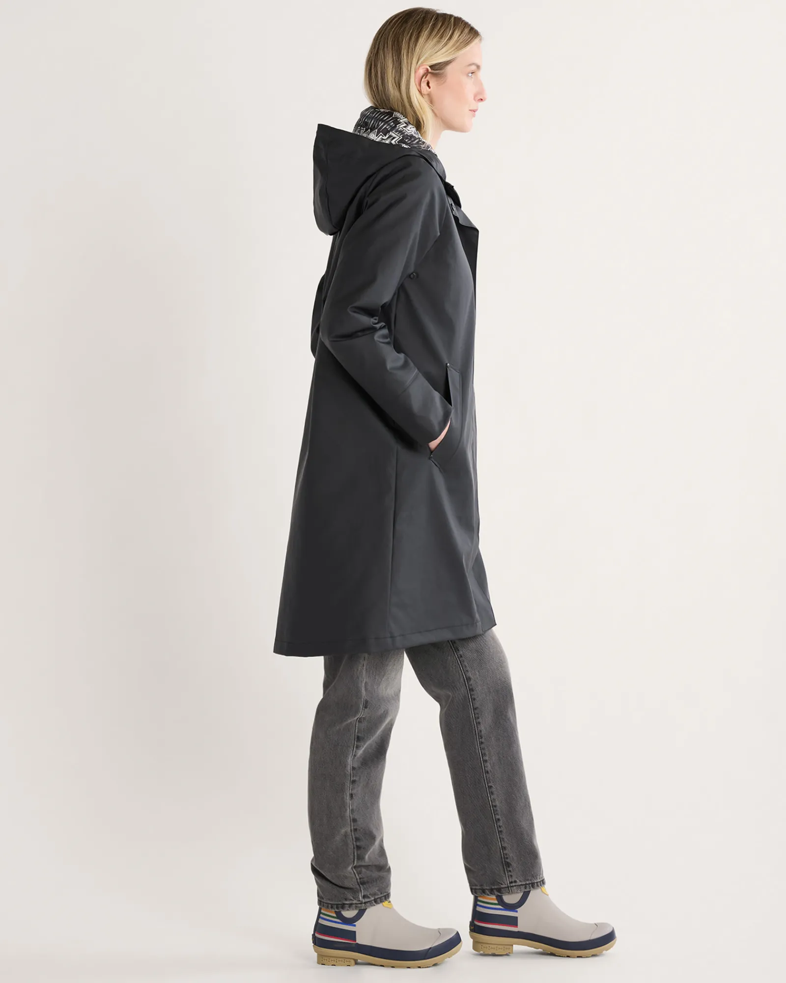 Pendleton WOMEN'S VICTORIA RAIN SLICKER BLACK Online