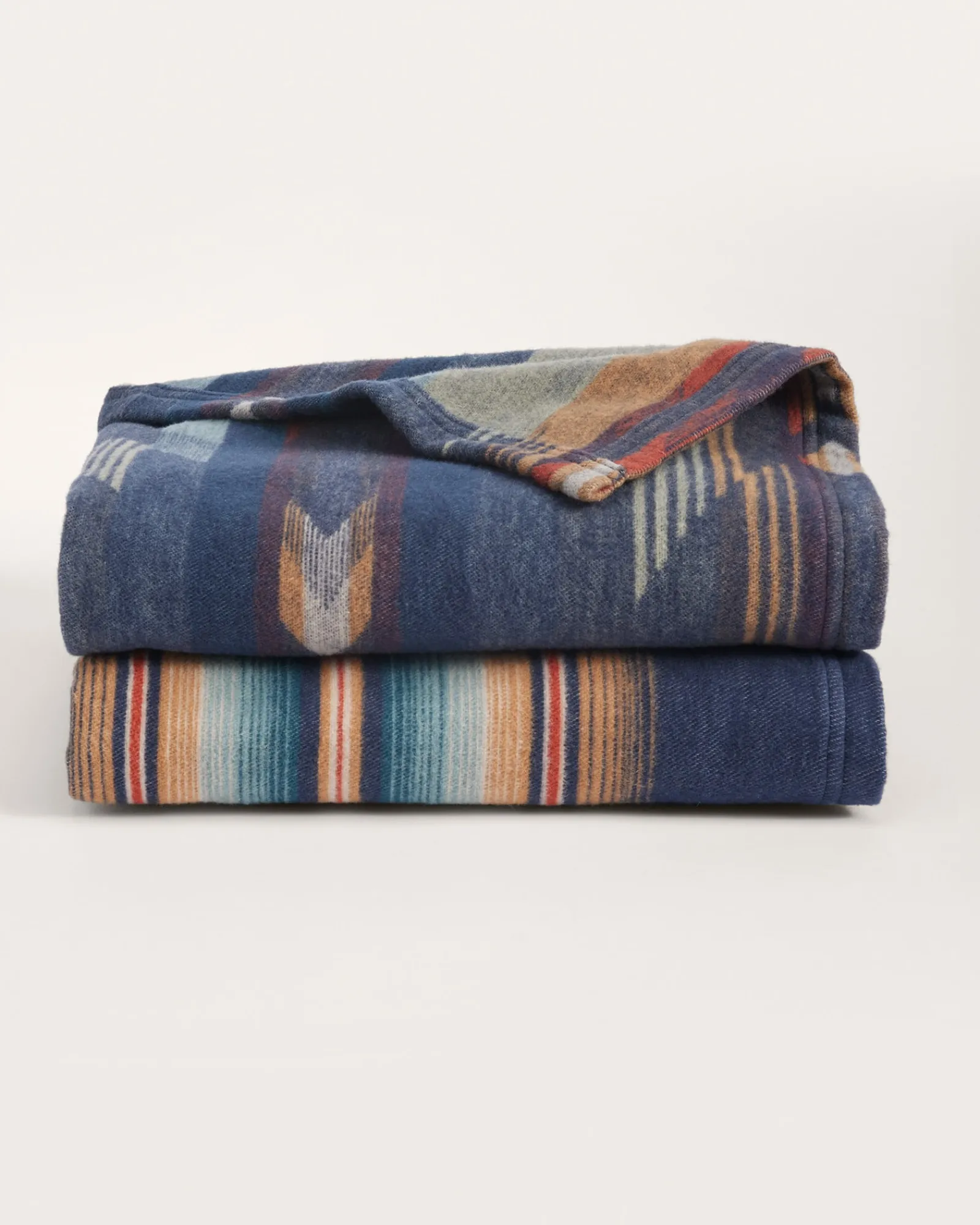 Pendleton WYETH FALLS/STRIPE ORGANIC COTTON THROW GIFT PACK ONE SIZE Outlet